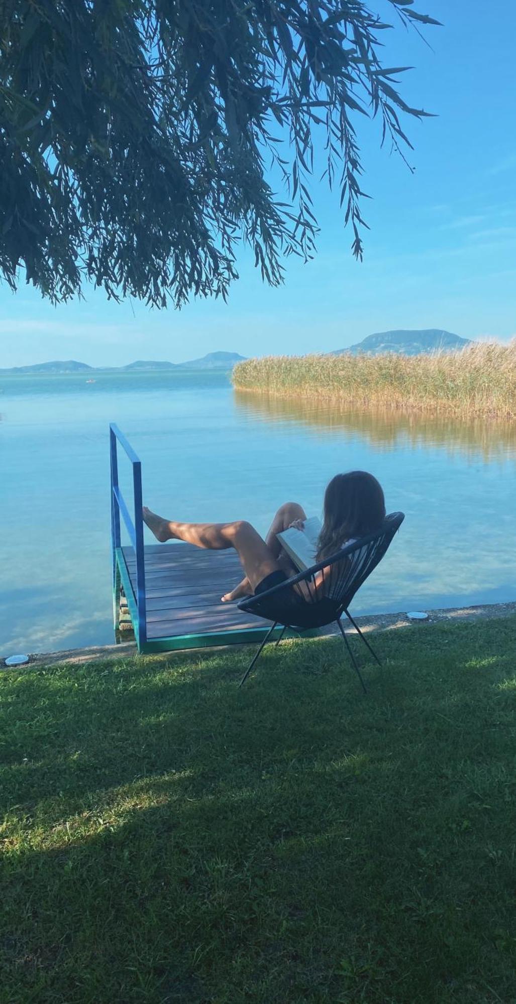 Balaton A Kertben - Balaton In The Garden - Beachfront Houses With Beautiful View, Private Beach Балатонфеньвеш Экстерьер фото