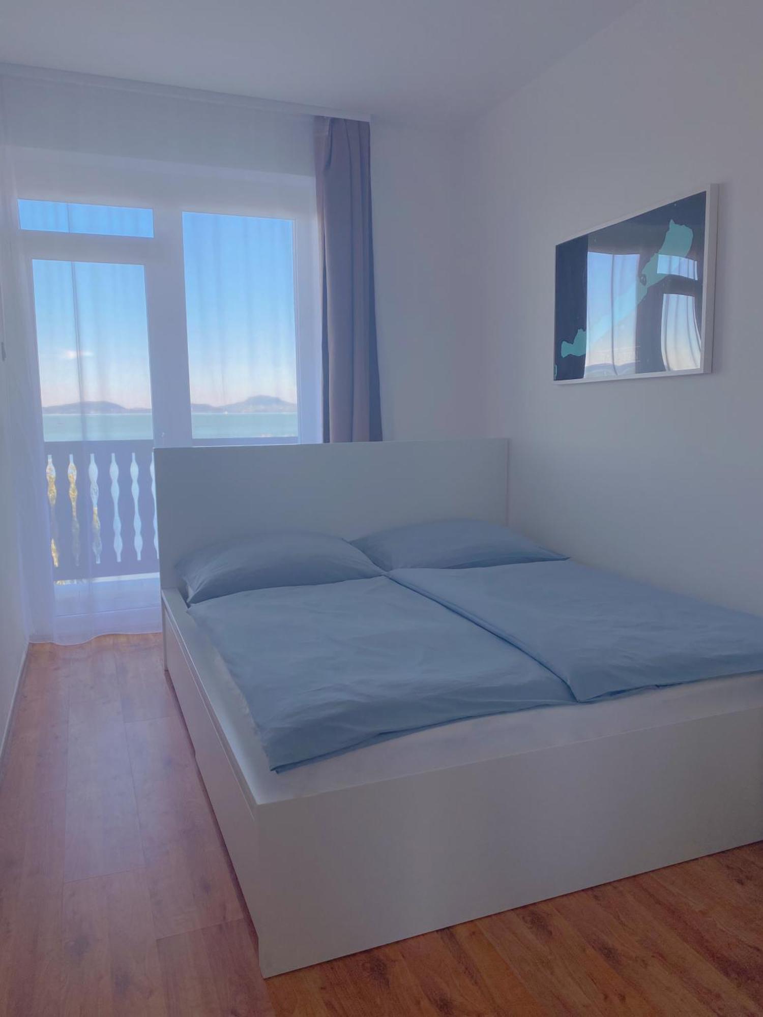 Balaton A Kertben - Balaton In The Garden - Beachfront Houses With Beautiful View, Private Beach Балатонфеньвеш Экстерьер фото