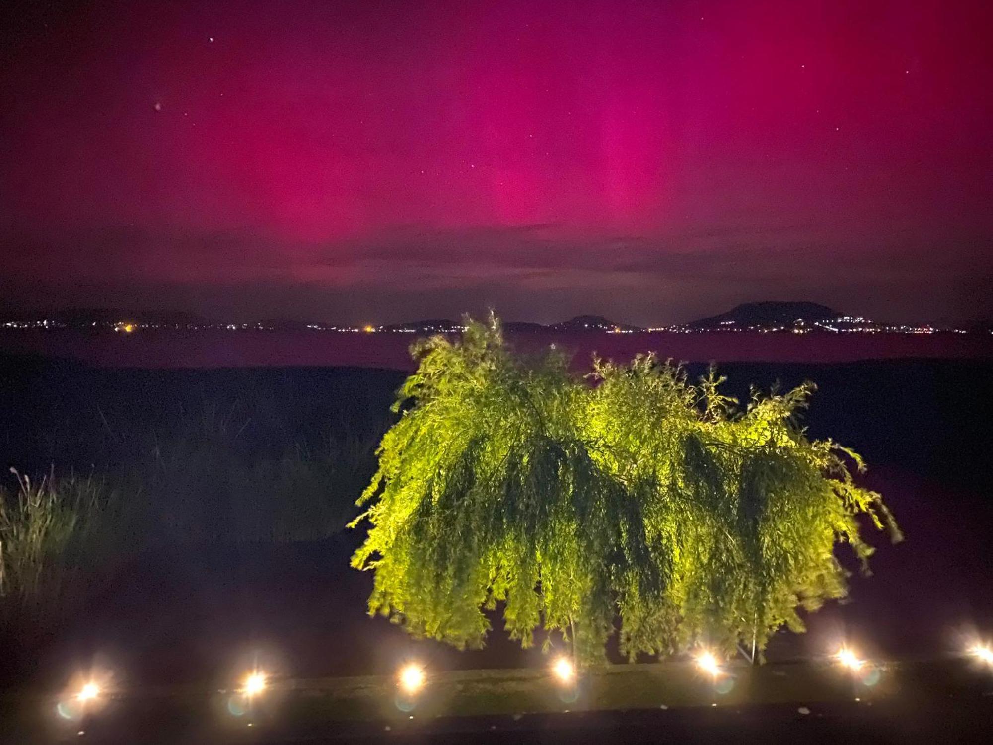 Balaton A Kertben - Balaton In The Garden - Beachfront Houses With Beautiful View, Private Beach Балатонфеньвеш Экстерьер фото